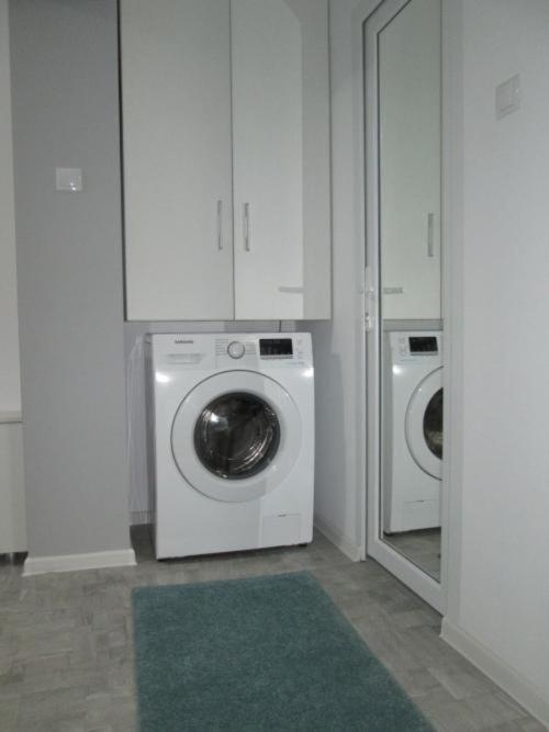 Apartament Sarra Targoviste Zewnętrze zdjęcie